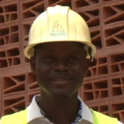 equipe-built-assets-ouvrier-chantier-245